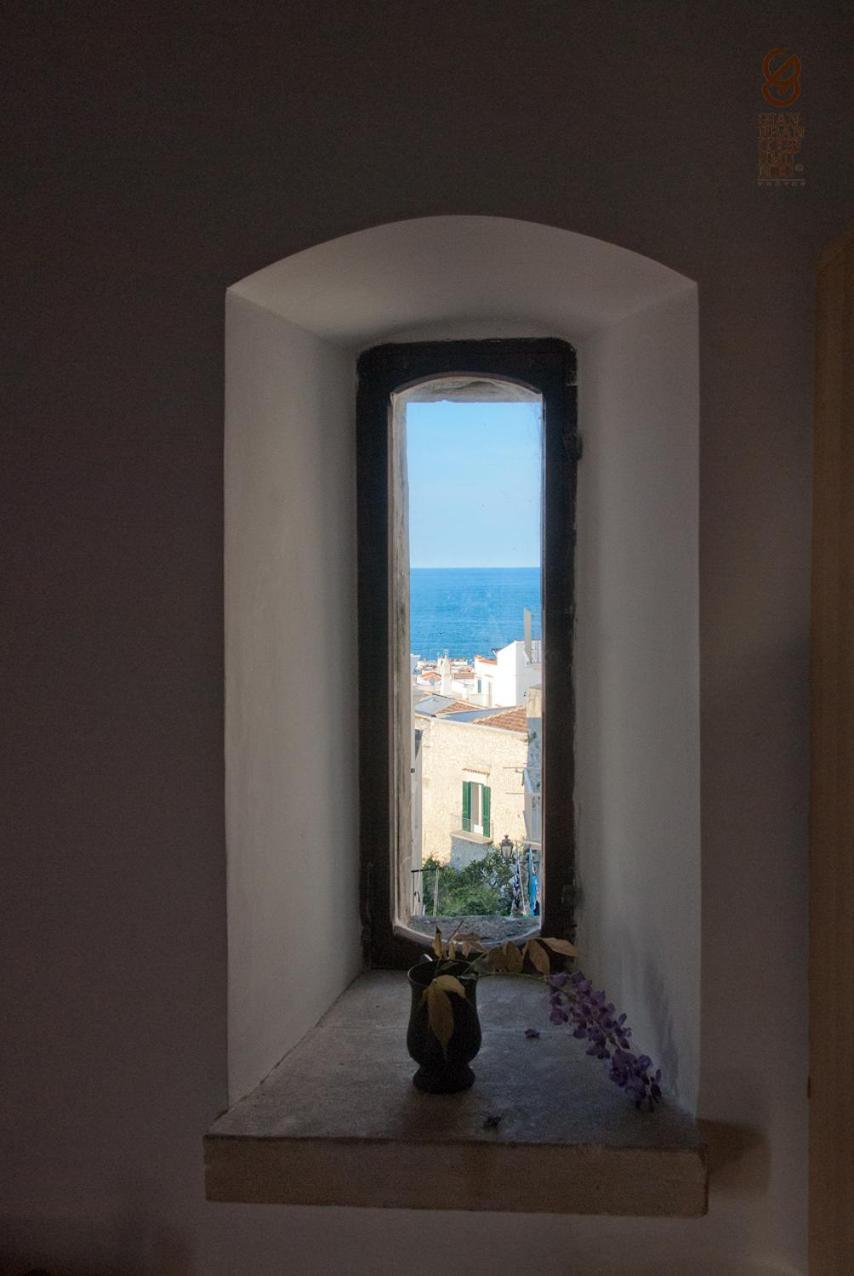 Torre La Mezzaluna Bed & Breakfast Vieste Bagian luar foto
