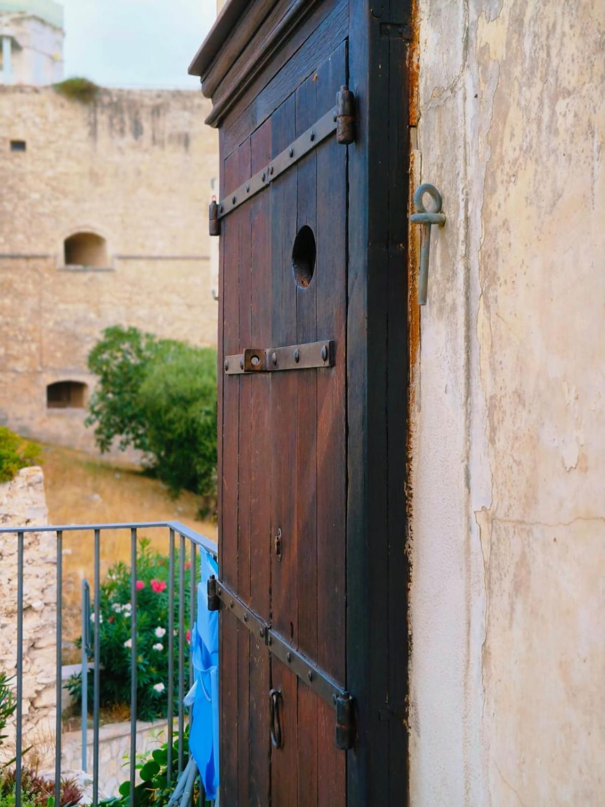 Torre La Mezzaluna Bed & Breakfast Vieste Bagian luar foto