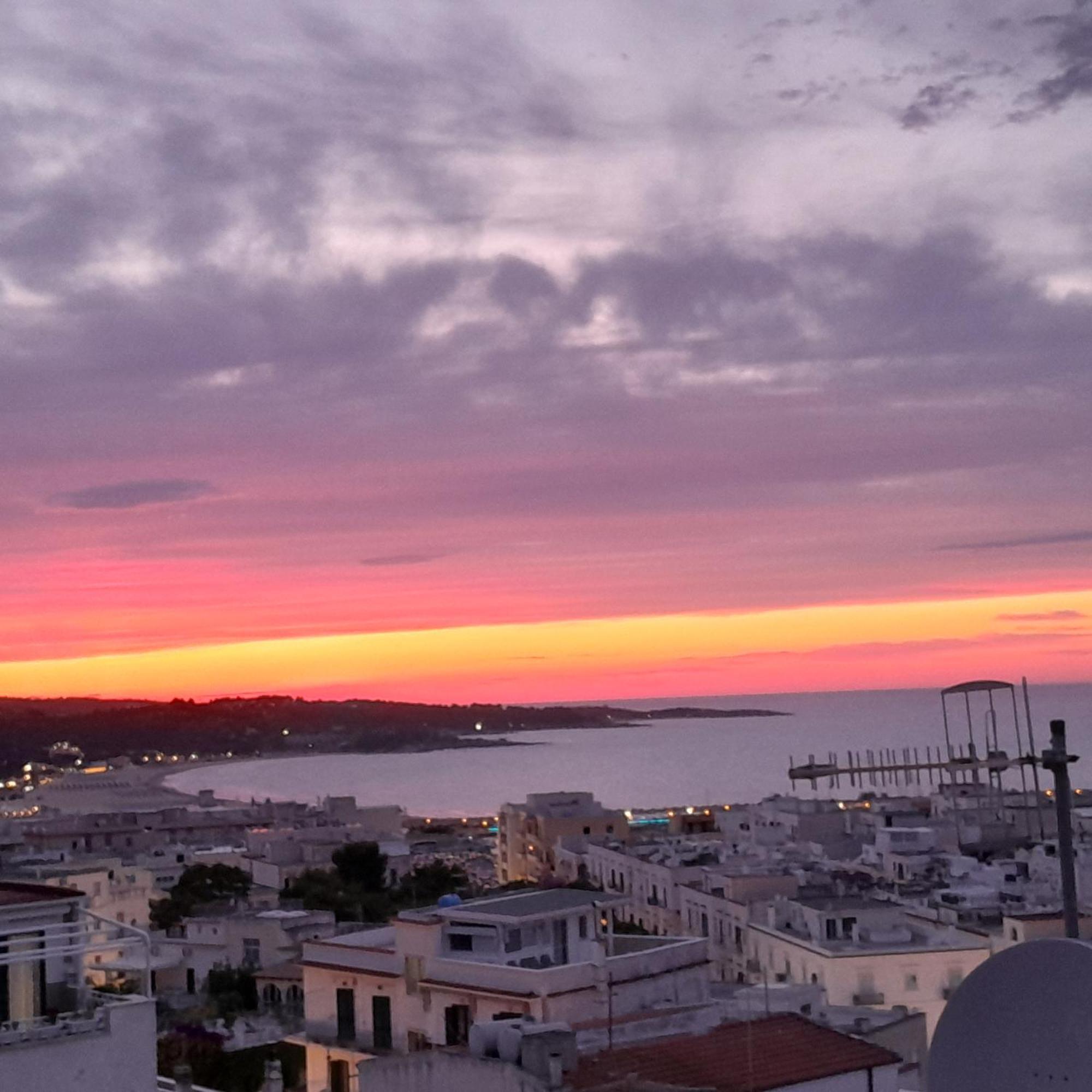 Torre La Mezzaluna Bed & Breakfast Vieste Bagian luar foto